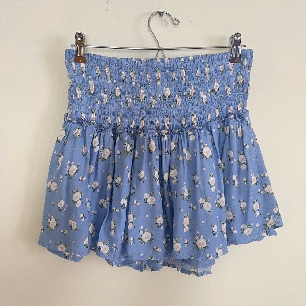 Hollister Light Blue Floral Smocked floral Cottagecore skortโ M